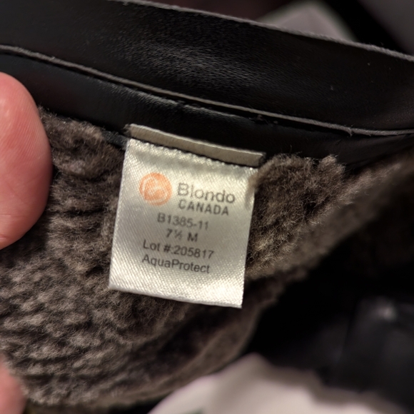 Blondo Canada Comina Black Waterproof Boots - Picture 13 of 14